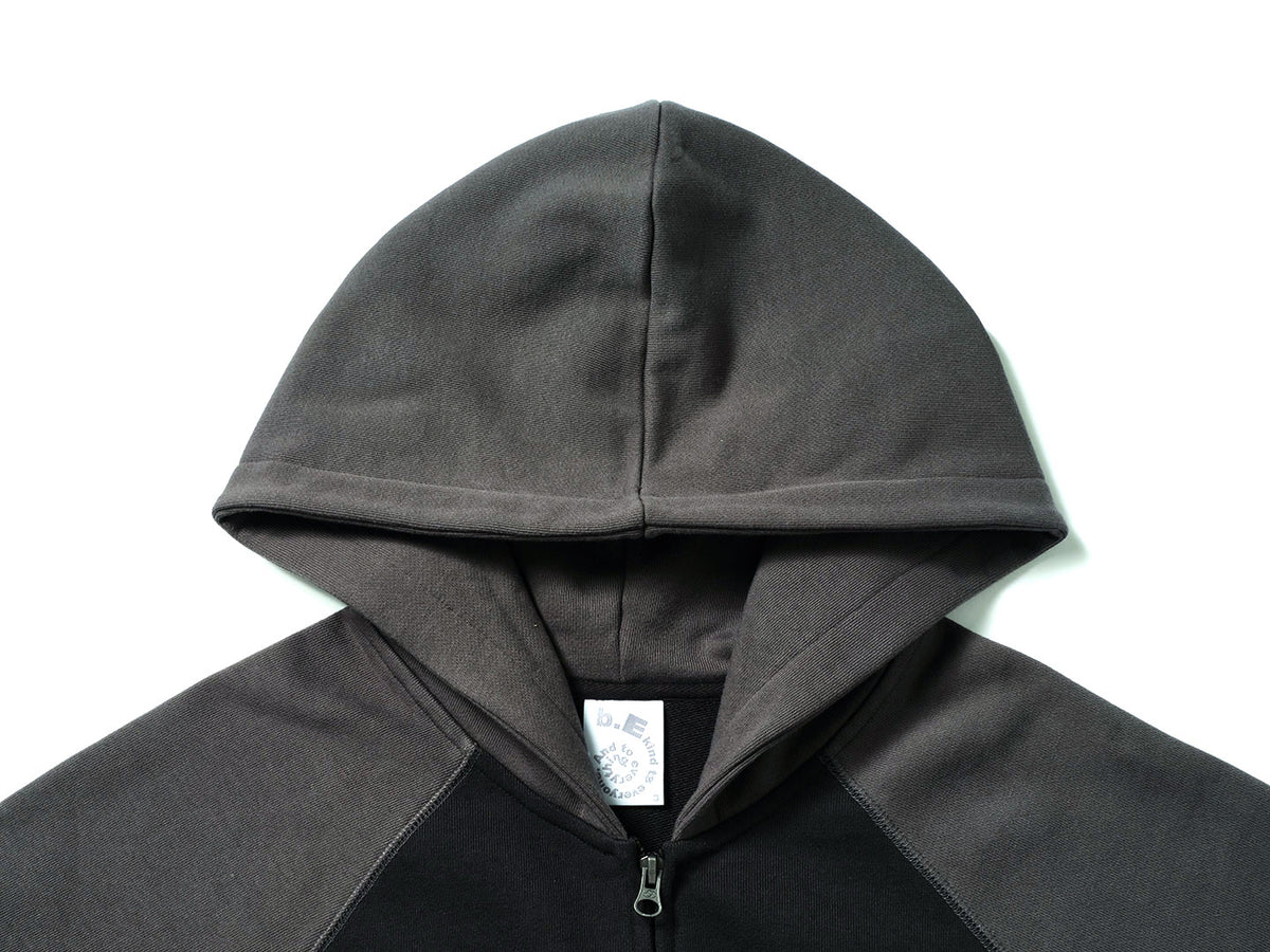 SAN SAN X b.E ZIP-UP HOODIE_25SS