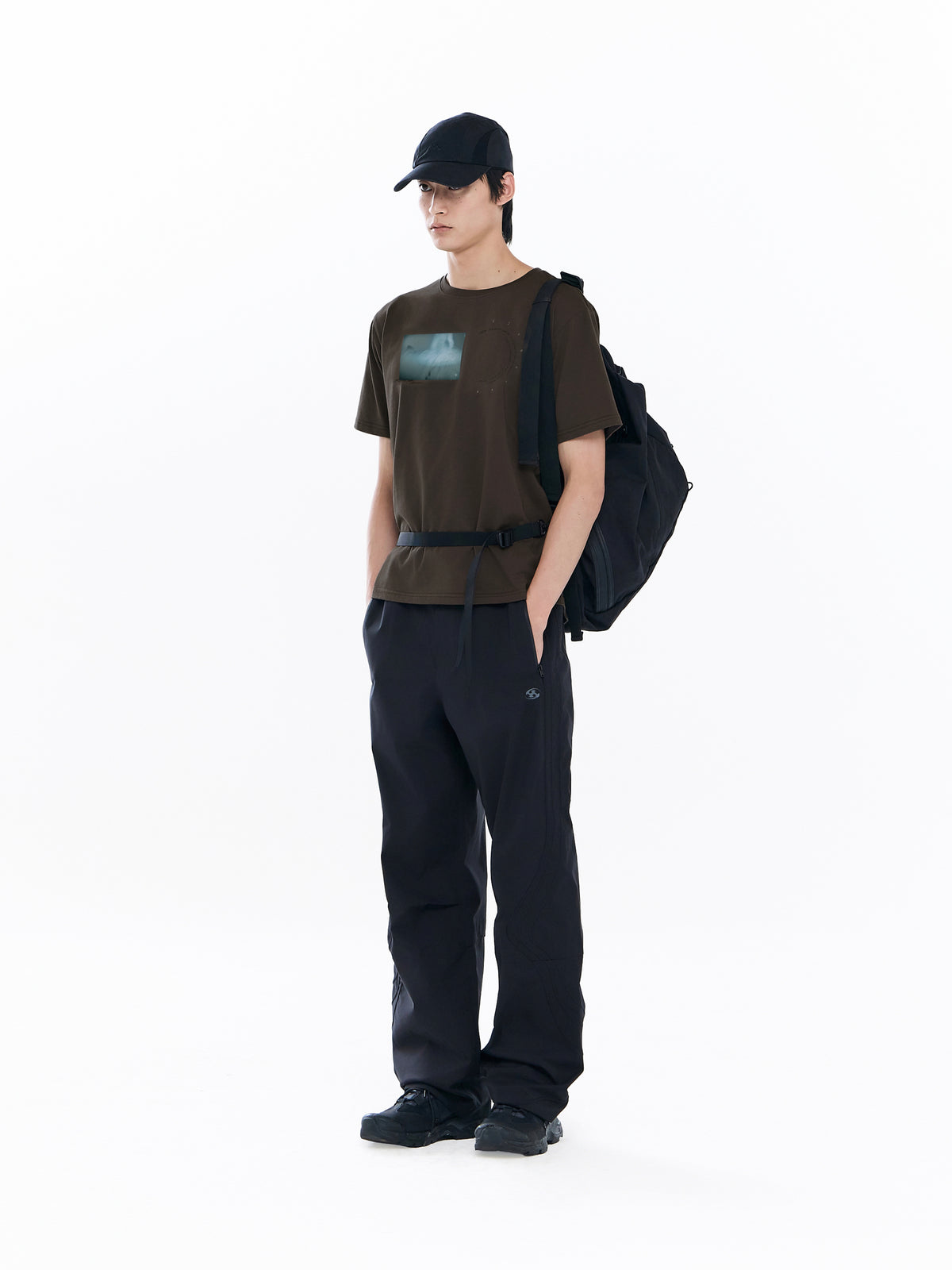 CROSSTALK T-SHIRT 스타일링 이미지 - SAN SAN GEAR 산산기어