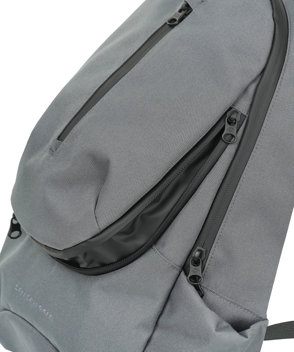 EXPANDABLE BACKPACK