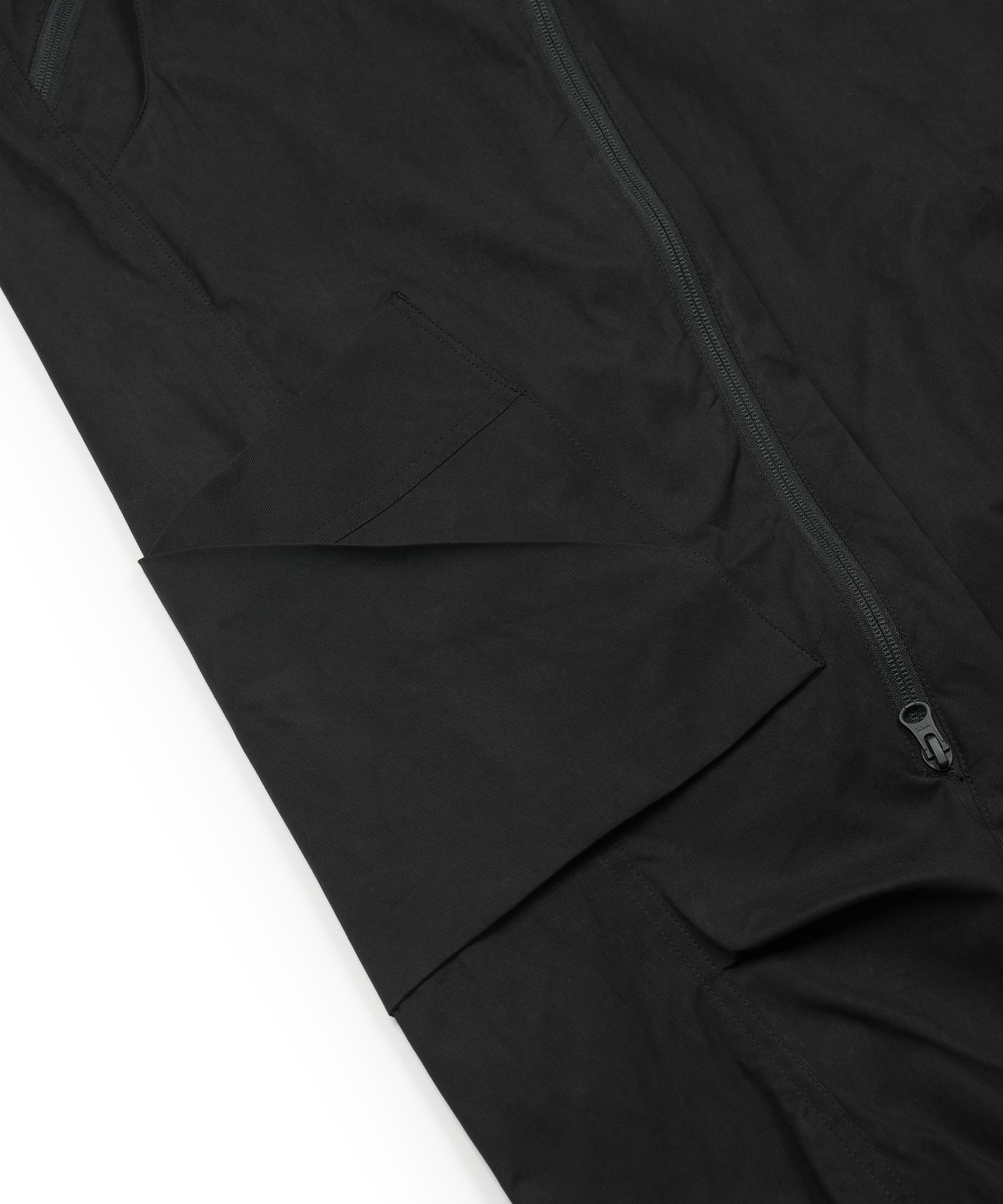 INTRA-SUIT