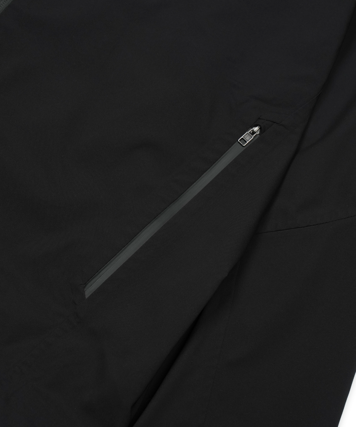 INUA SHELL JACKET
