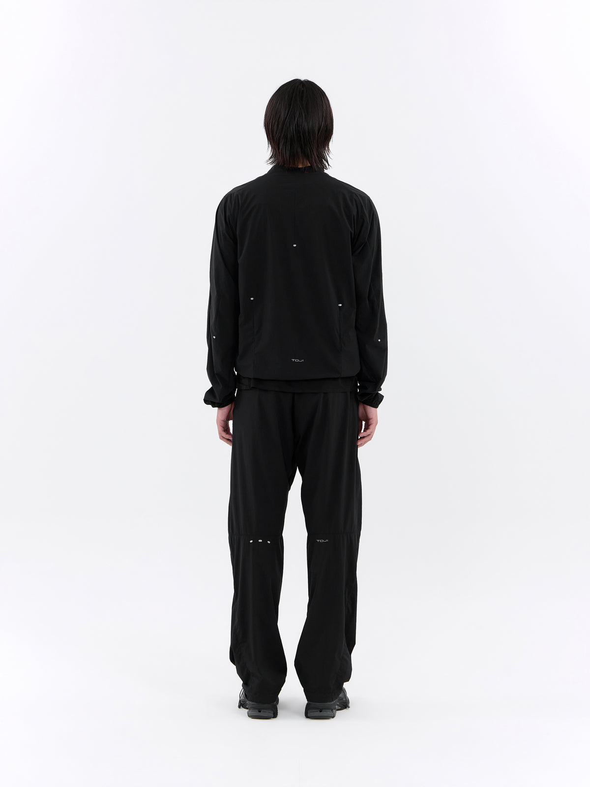 BREEZE WIND BREAKER