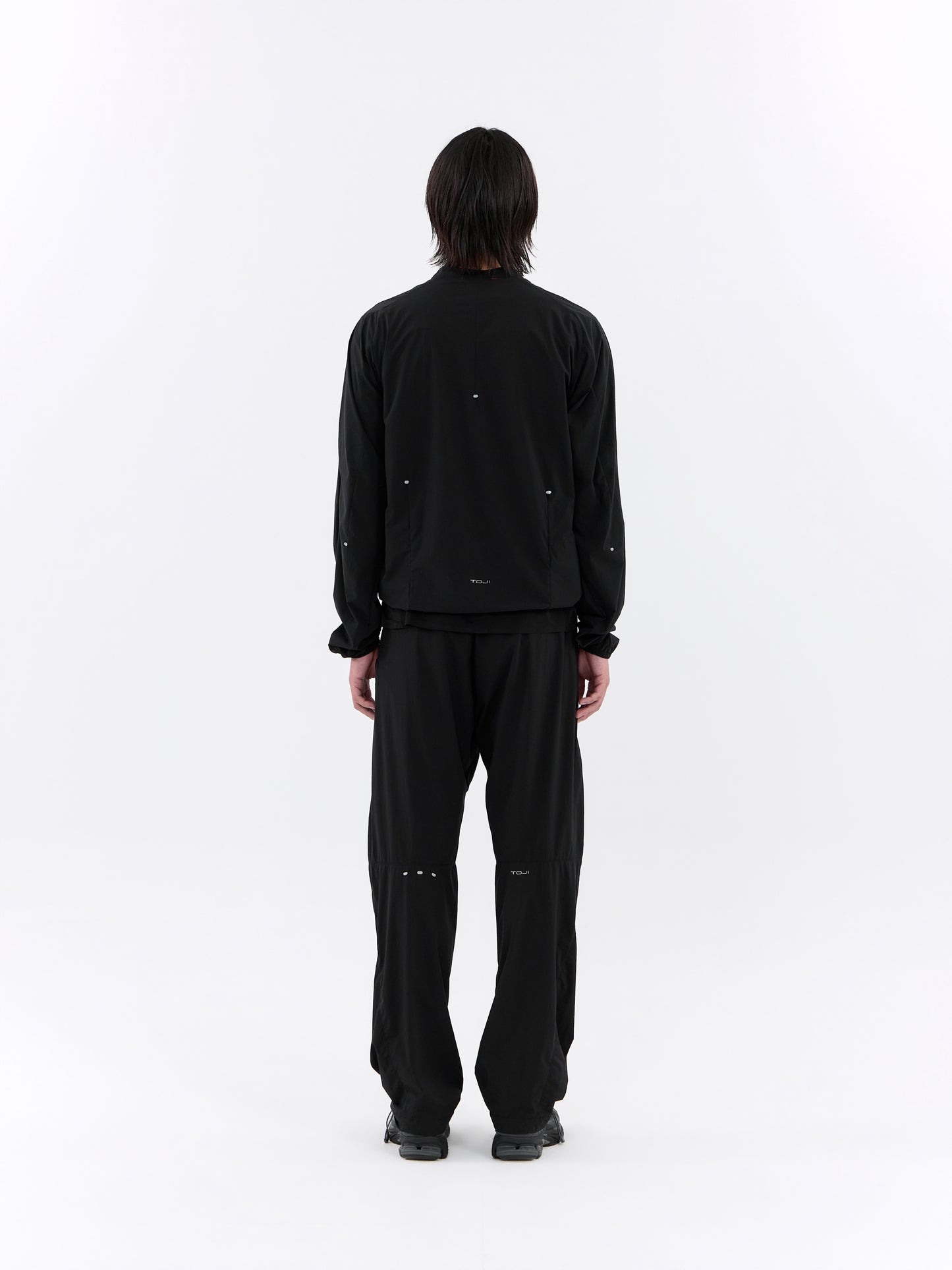 BREEZE WIND BREAKER