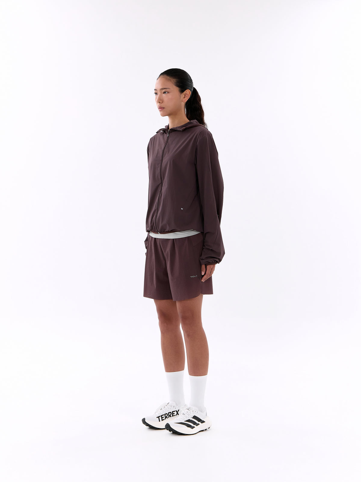 BREEZE HOODED WINDBREAKER