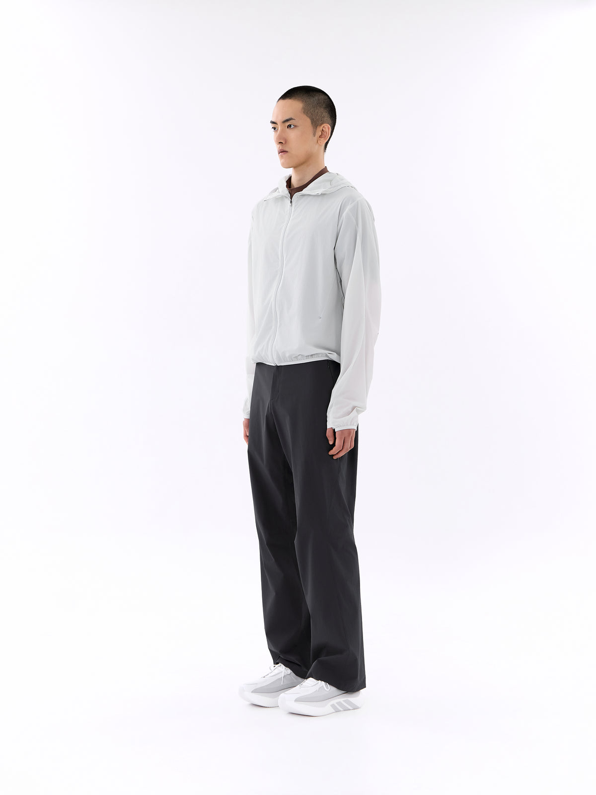 BREEZE HOODED WINDBREAKER