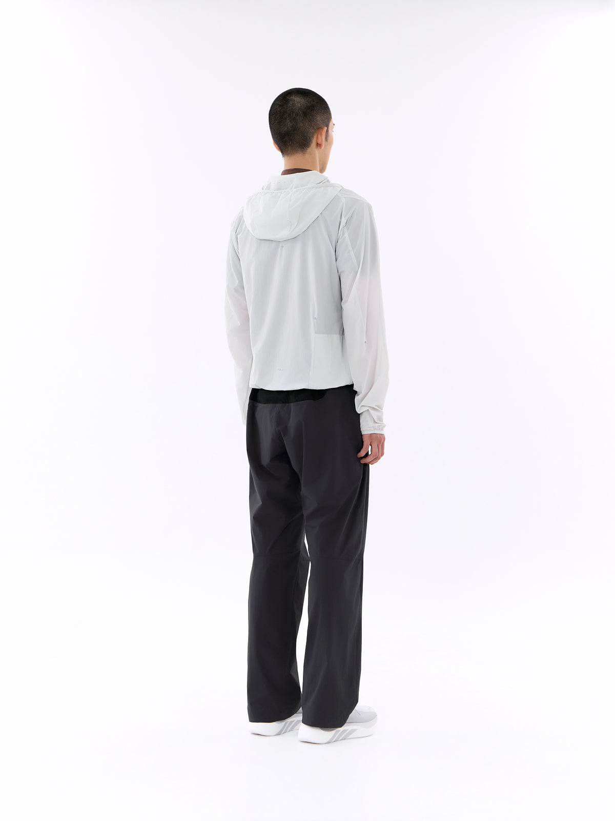 BREEZE HOODED WINDBREAKER
